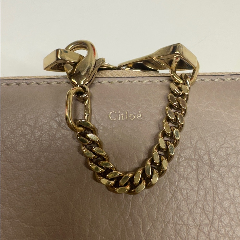 Chloe Bailey Long Wallet Two Tone Zip Around Leather Neutral Tan Ivory Gold - Picture 7 of 14